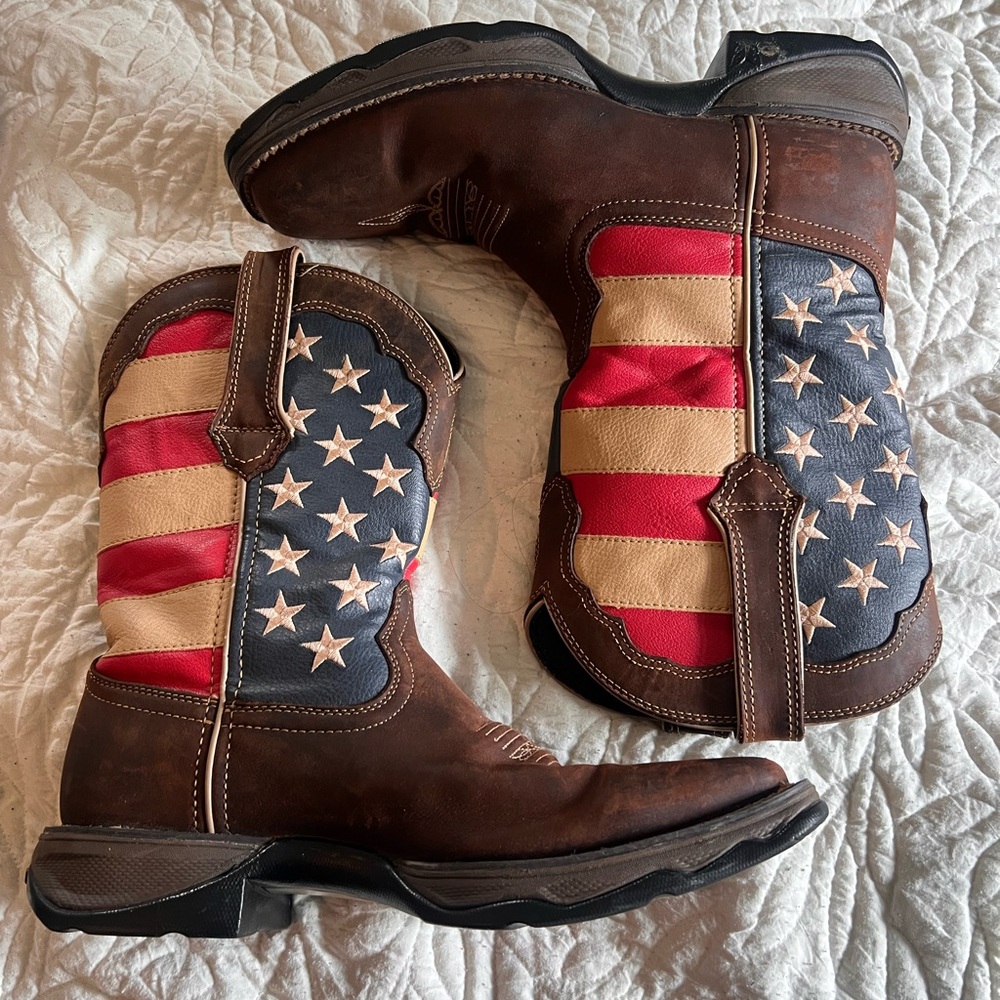 Durango Lady Rebel boots Size 9M American flag. EUC!